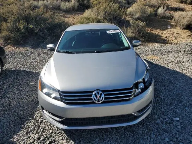 2013 VOLKSWAGEN PASSAT SE  