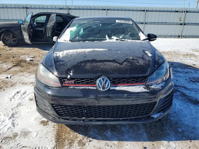 2017 VOLKSWAGEN GTI S/SE  
