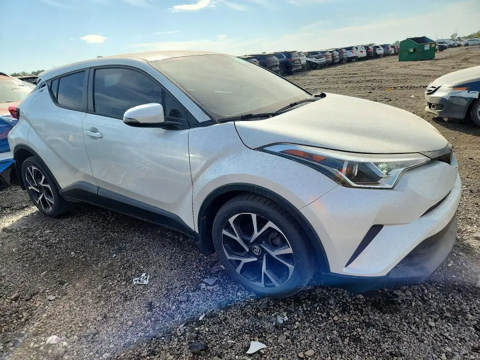 2018 TOYOTA C-HR XLE PREMIUM  
