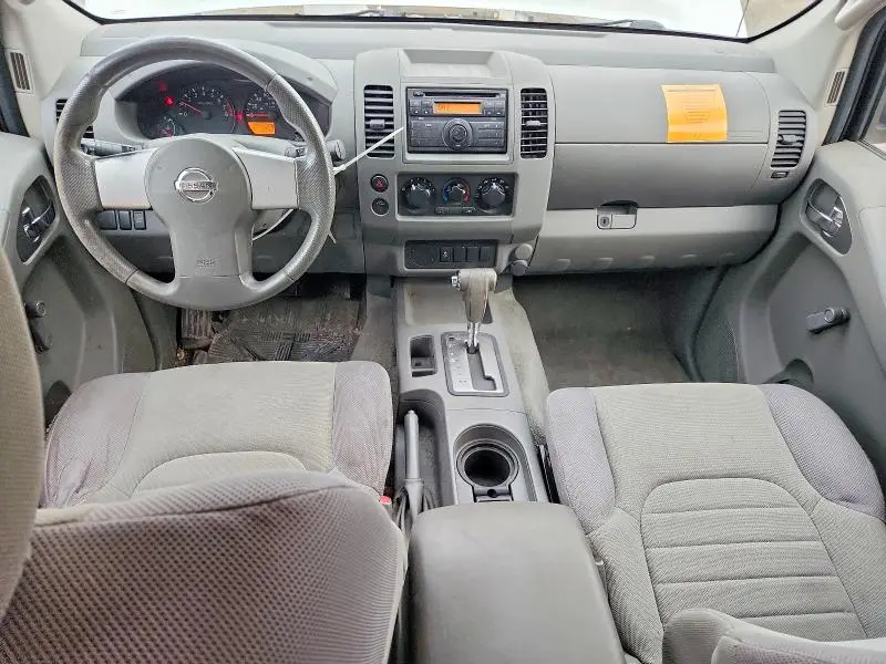 2013 NISSAN FRONTIER S  