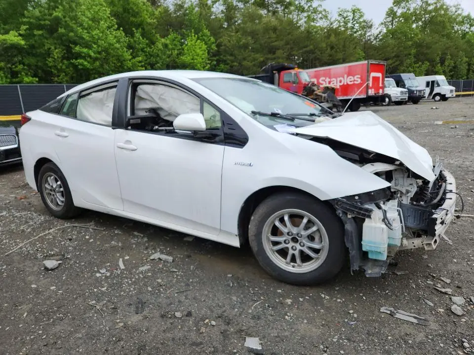 2020 TOYOTA PRIUS LE  