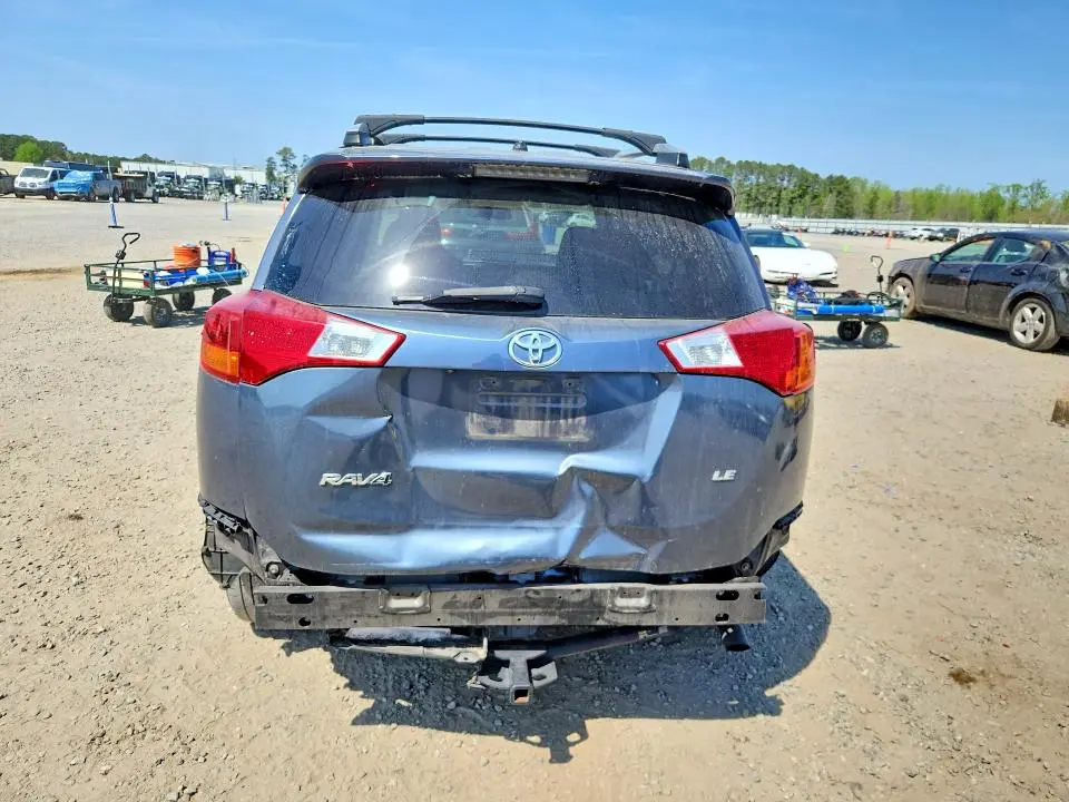 2013 TOYOTA RAV4 LE  