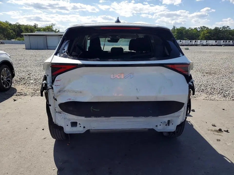 2023 KIA SPORTAGE LX  