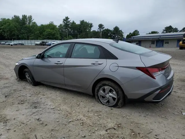 2024 HYUNDAI ELANTRA SE  