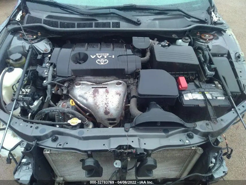 2010 TOYOTA CAMRY 