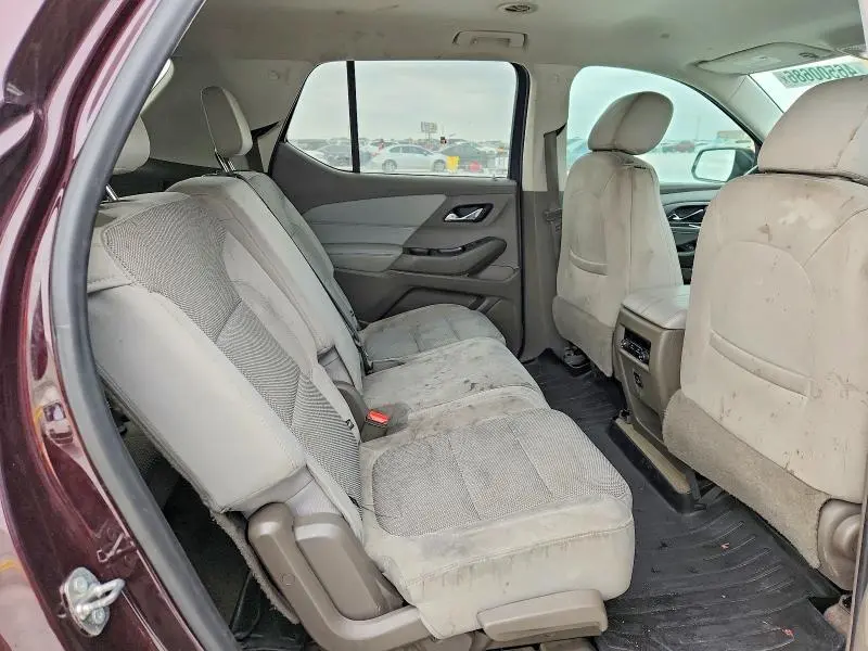 2018 CHEVROLET TRAVERSE LT  