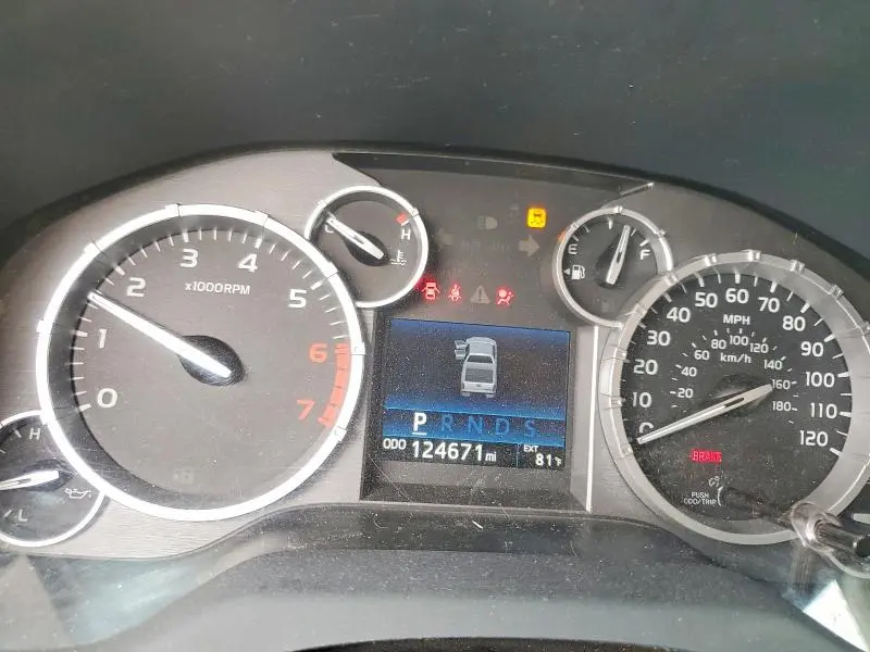 2016 TOYOTA TUNDRA CREWMAX LIMITED  