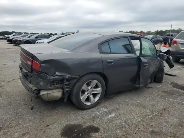 2013 DODGE CHARGER SE  