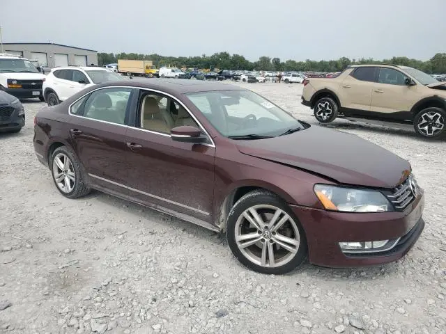 2013 VOLKSWAGEN PASSAT SEL