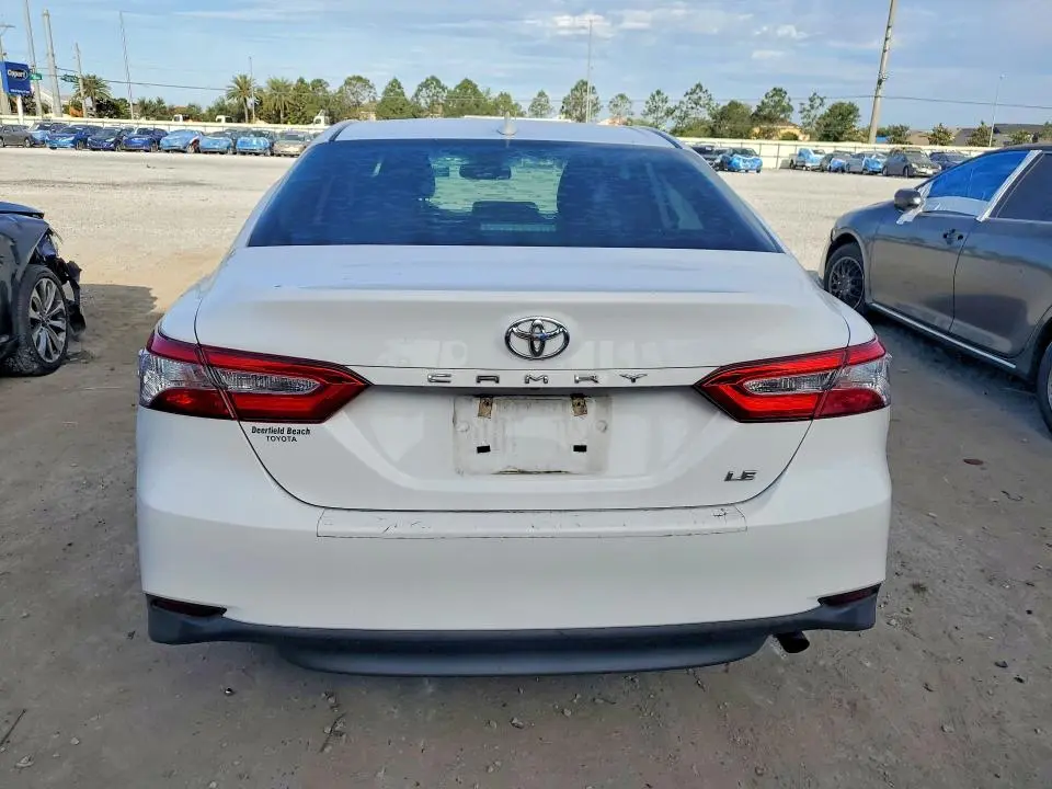 2020 TOYOTA CAMRY LE  