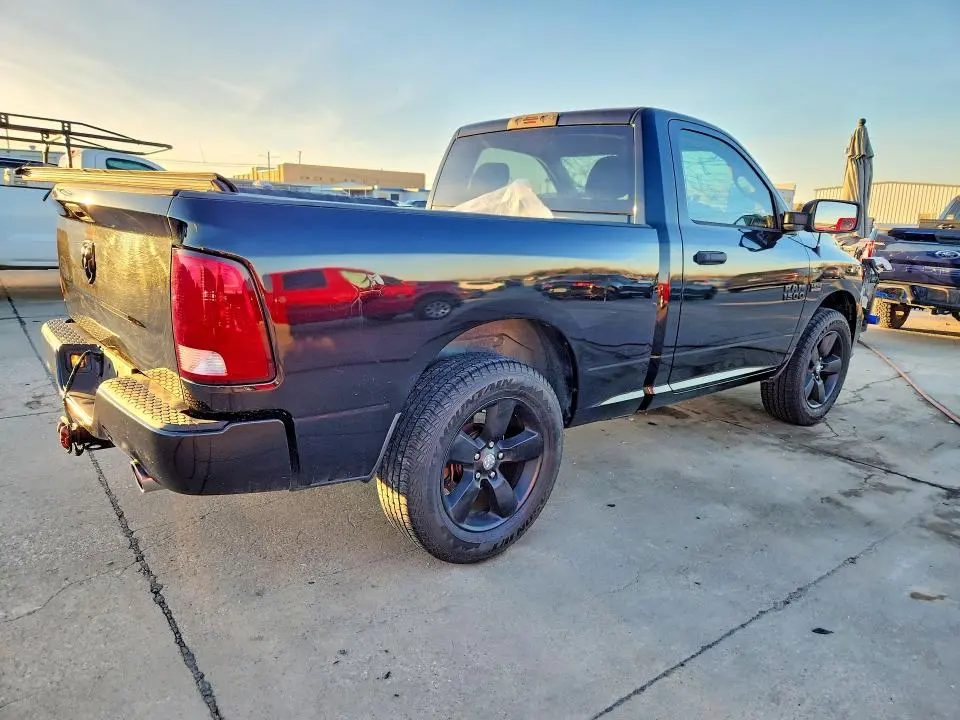 2016 RAM 1500 ST  