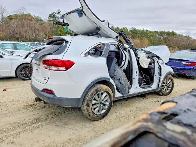 2017 KIA SORENTO LX  