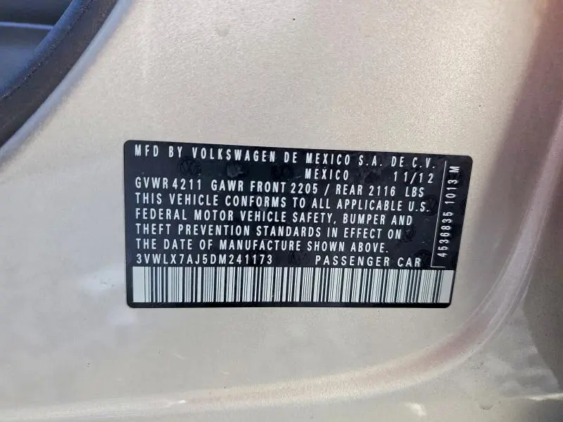 2013 VOLKSWAGEN JETTA SEL  