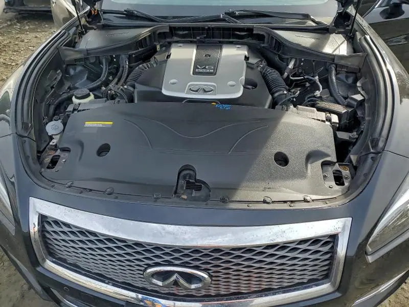 2018 INFINITI Q70L 3.7 LUXE  