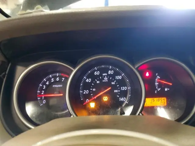 2010 NISSAN VERSA S  