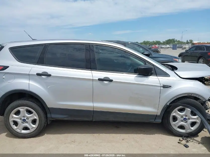 2017 FORD ESCAPE S