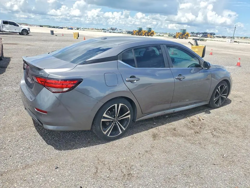 2021 NISSAN SENTRA SR  