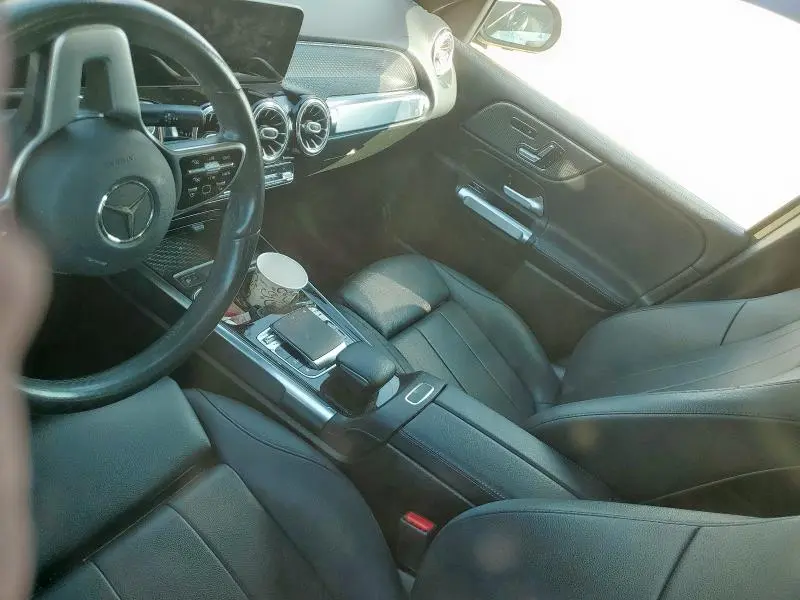 2020 MERCEDES-BENZ GLB 250  