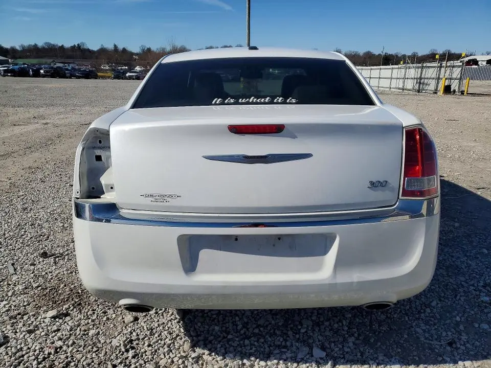 2013 CHRYSLER 300   