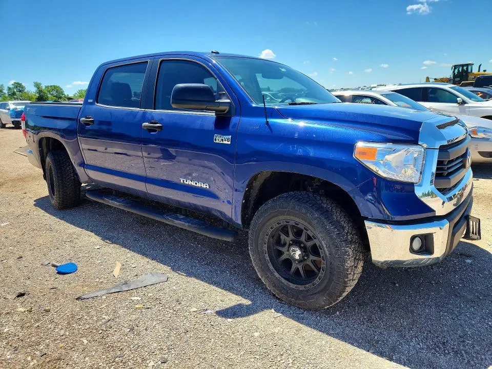 2015 TOYOTA TUNDRA SR5  