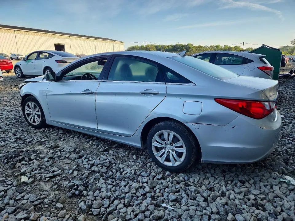 2011 HYUNDAI SONATA GLS  