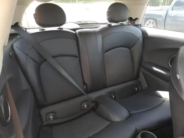 2015 MINI COOPER S  