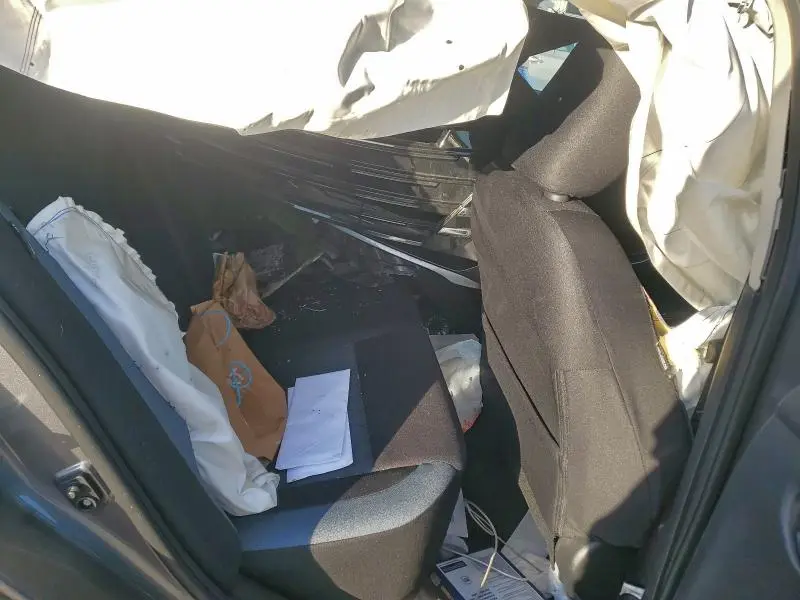 2024 NISSAN VERSA SV  