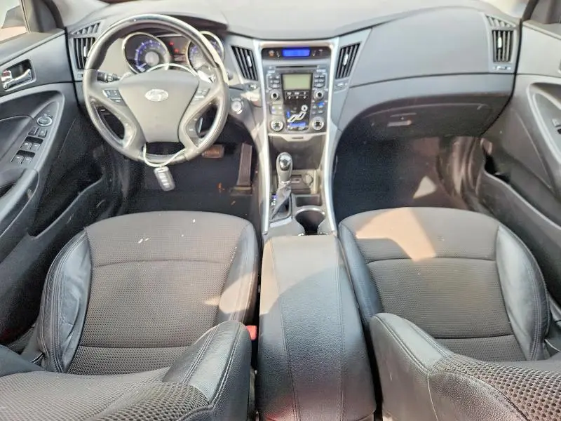 2011 HYUNDAI SONATA SE  