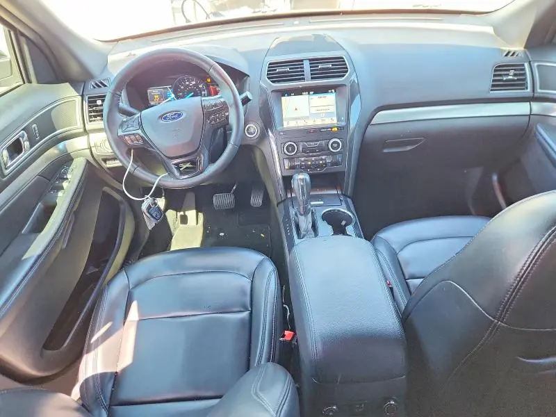 2019 FORD EXPLORER XLT  