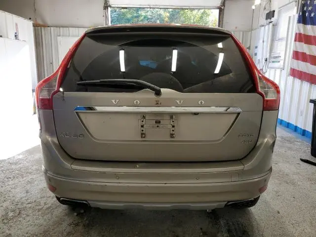 2016 VOLVO XC60 T6 PLATINUM  