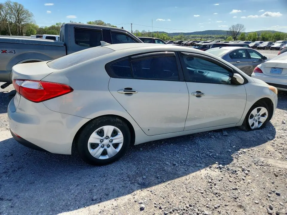 2015 KIA FORTE LX  