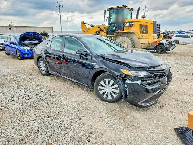 2021 TOYOTA CAMRY LE  