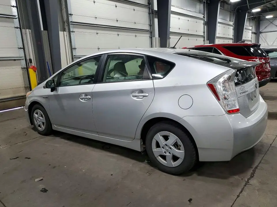 2011 TOYOTA PRIUS TWO  