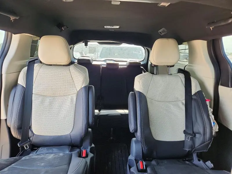 2025 TOYOTA SIENNA PLATINUM 7-PASSENGER  