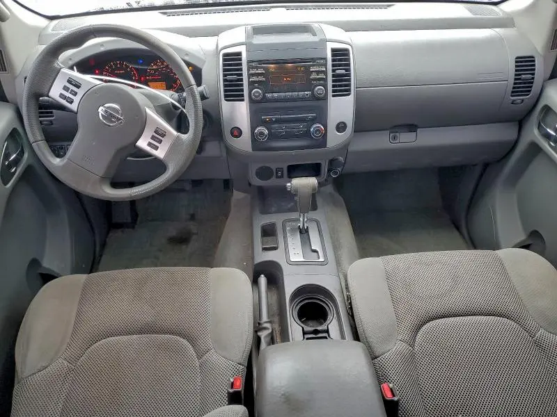 2014 NISSAN FRONTIER S  