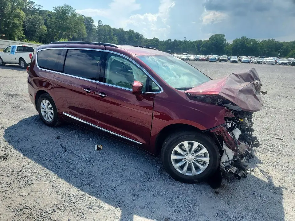 2017 CHRYSLER PACIFICA TOURING L  