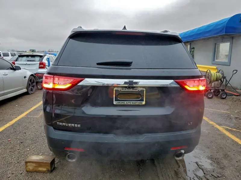 2021 CHEVROLET TRAVERSE LT  