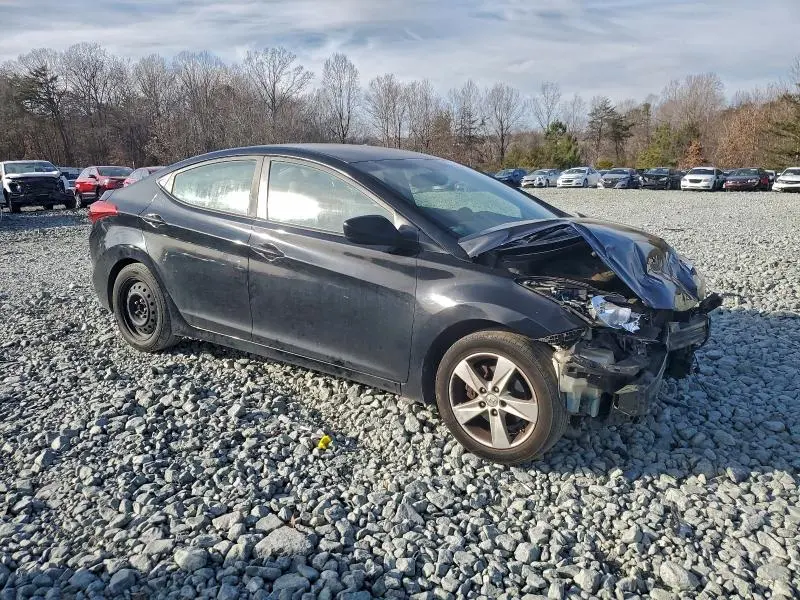 2012 HYUNDAI ELANTRA   
