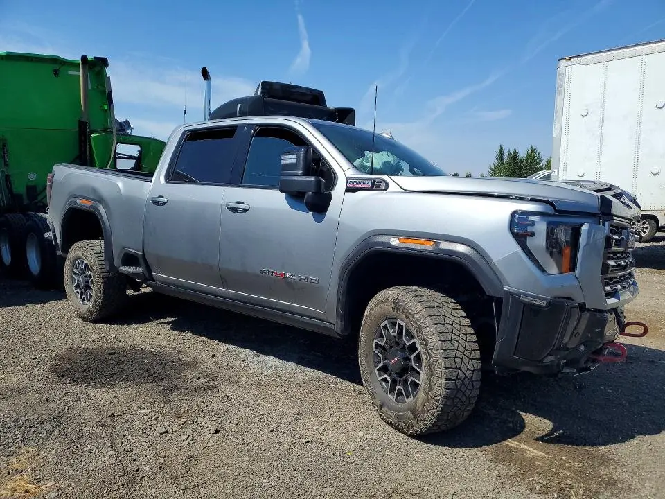 2025 GMC SIERRA K2500 AT4X  