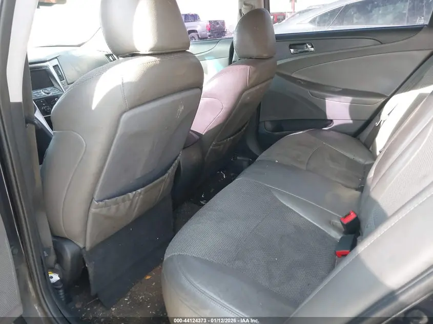 2013 HYUNDAI SONATA SE