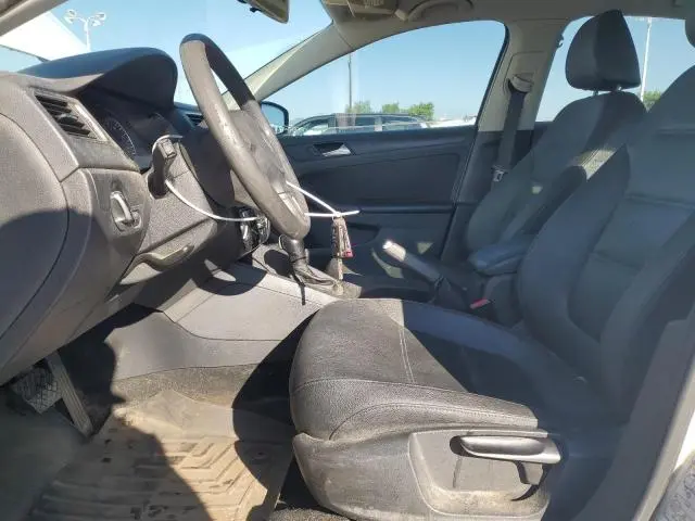 2012 VOLKSWAGEN JETTA SE  
