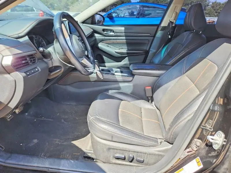 2021 NISSAN ALTIMA SR  