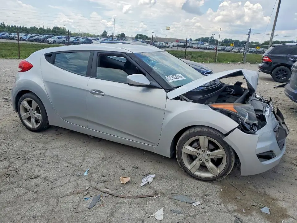 2012 HYUNDAI VELOSTER BASE  