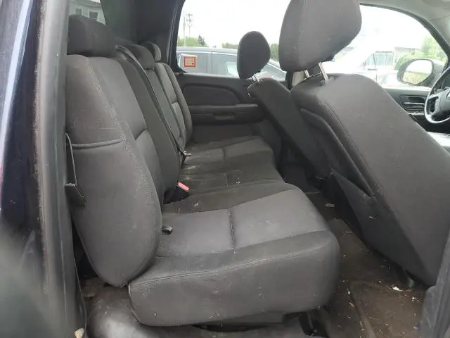 2010 CHEVROLET AVALANCHE LS  