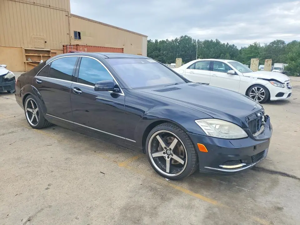2010 MERCEDES-BENZ S 550  