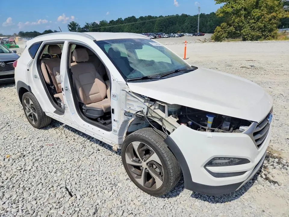 2017 HYUNDAI TUCSON SPORT  