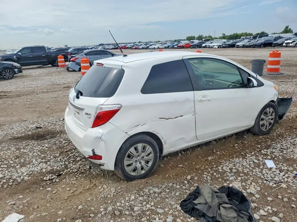 2013 TOYOTA YARIS 3-DOOR LE  
