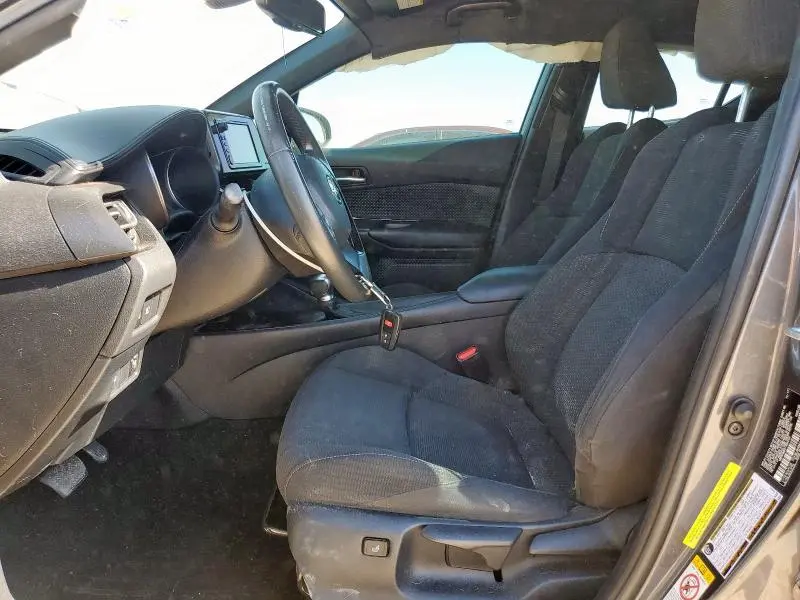 2018 TOYOTA C-HR XLE  