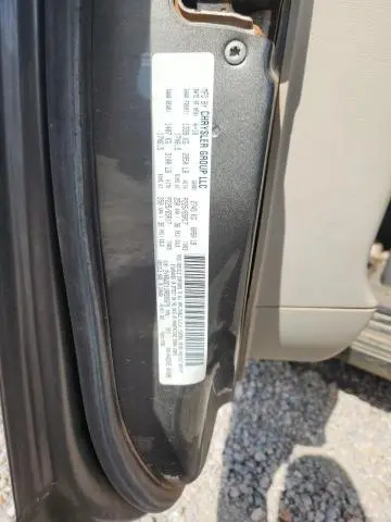 2010 VOLKSWAGEN ROUTAN SE  