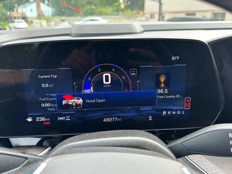 2025 CHEVROLET SUBURBAN K1500 LT  